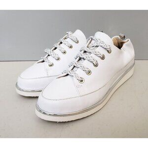 Ron White Nicole Sneaker in Ice White